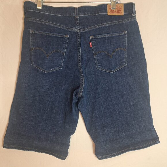 Levi's Blue‎ Bermuda Shorts Cotton Blend Size 33 Zip Solid Denim Women's - Picture 3 of 12
